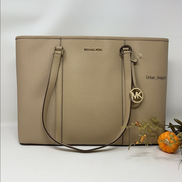 Michael Kors Sady Large Tote - Picture 2 of 10
